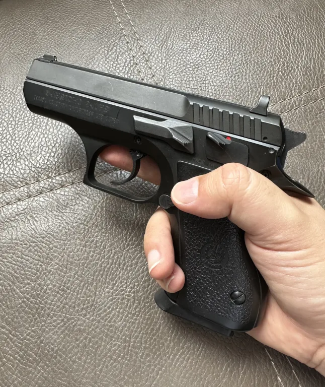 Adli̇ Personelden Jeri̇cho 941 Fb Compact 9Mm