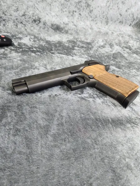 P210