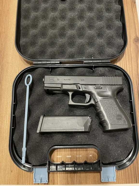 Glock 9X19 - 1