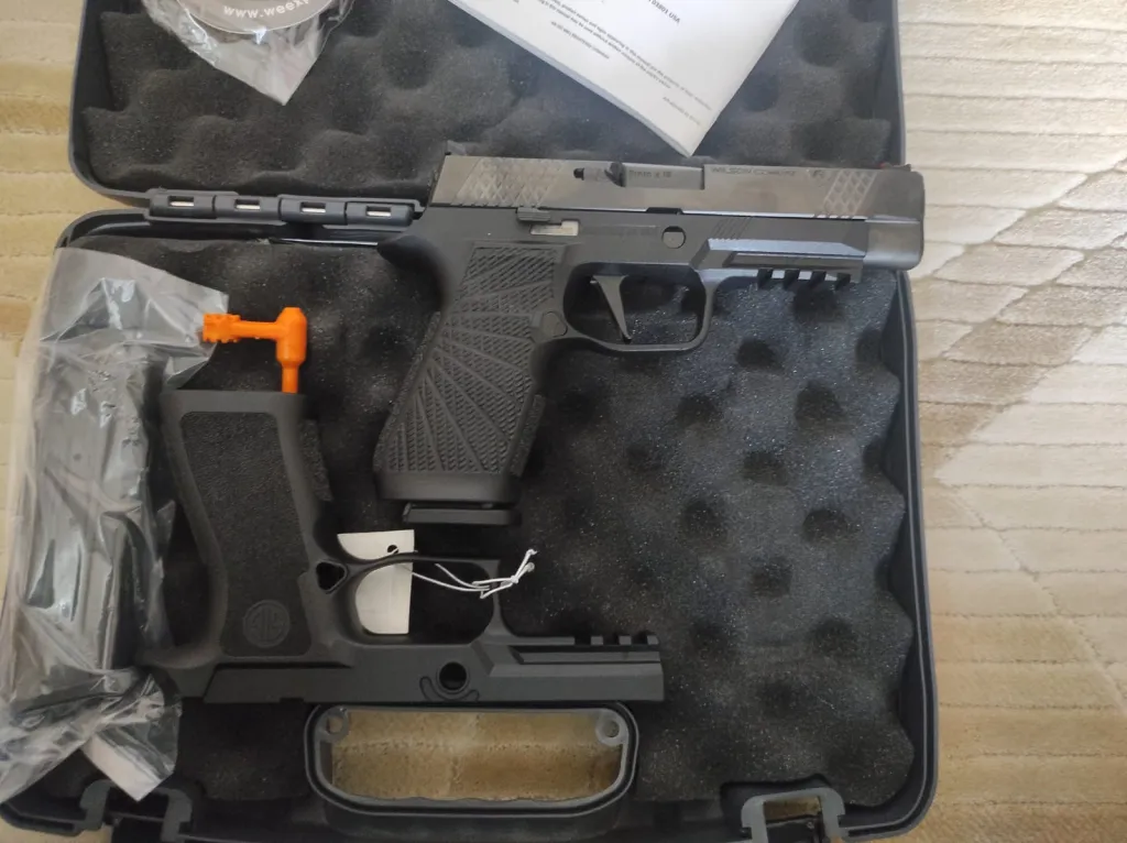 Wilson Combat Sig Sauger P320 - 2