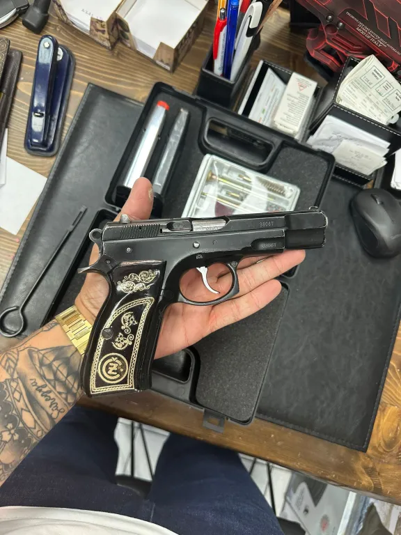Cz 75 B Ori̇ji̇nal Poli̇s Memurundan - 2