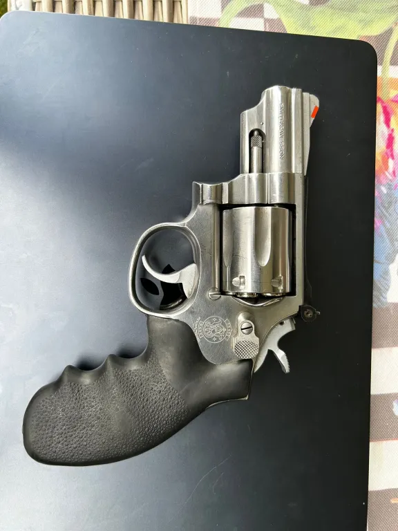S W 357 Magnum - 1