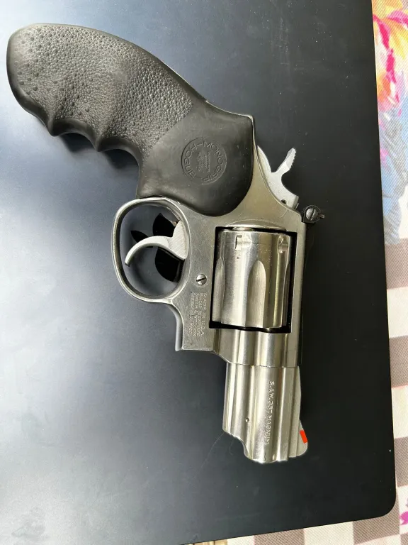 S W 357 Magnum - 2