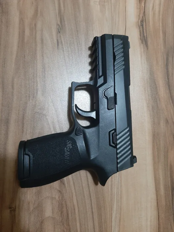 Si̇g Sauer P320 Compact - 2