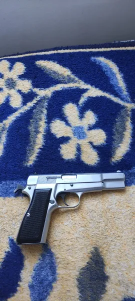 Emekli̇ Poli̇sten Belçika Browning