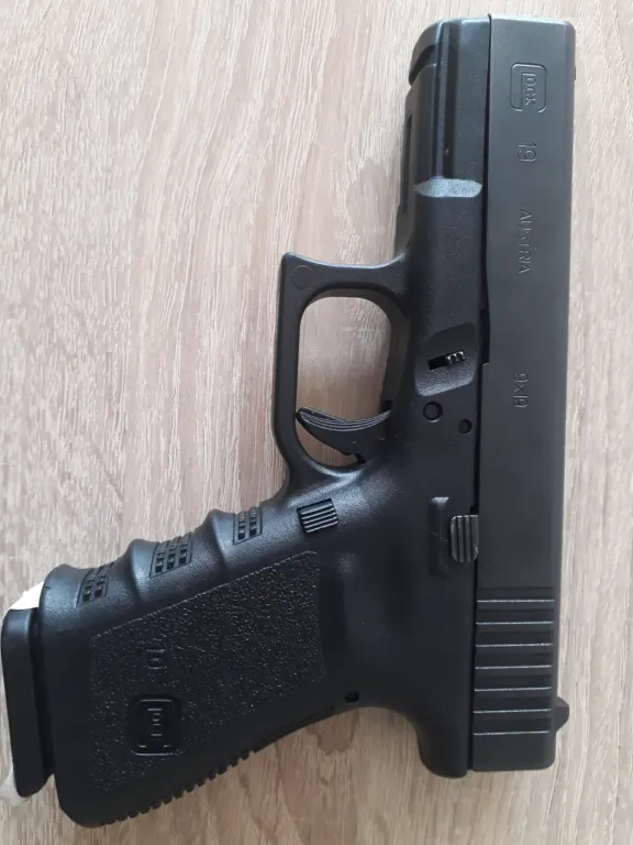 Glock Gen 3 Satilik - 3