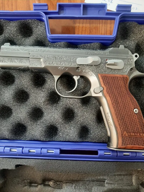 Avukattan Özel Yapım Armalite Ar24 - 2