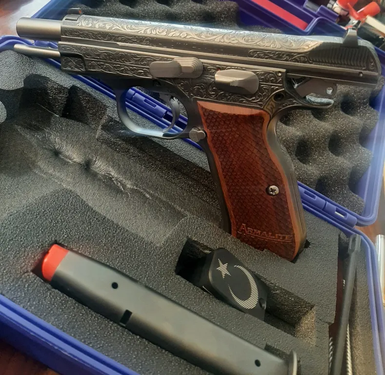 Avukattan Özel Yapım Armalite Ar24 - 4