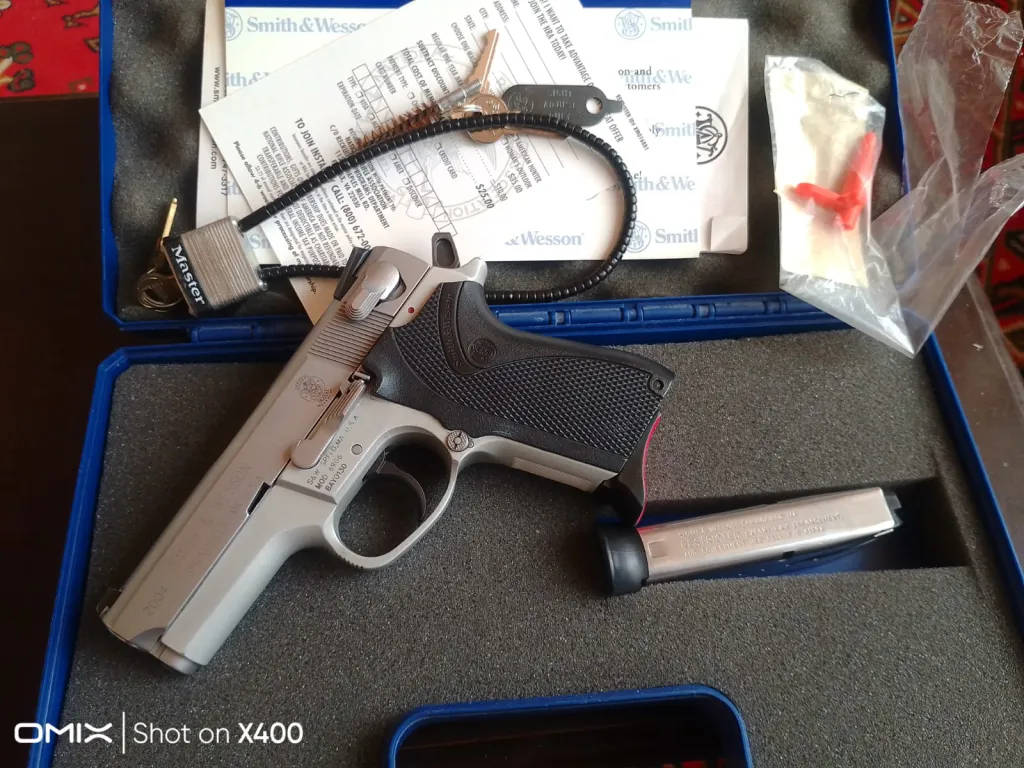 Smith Wesson 6906 - 3