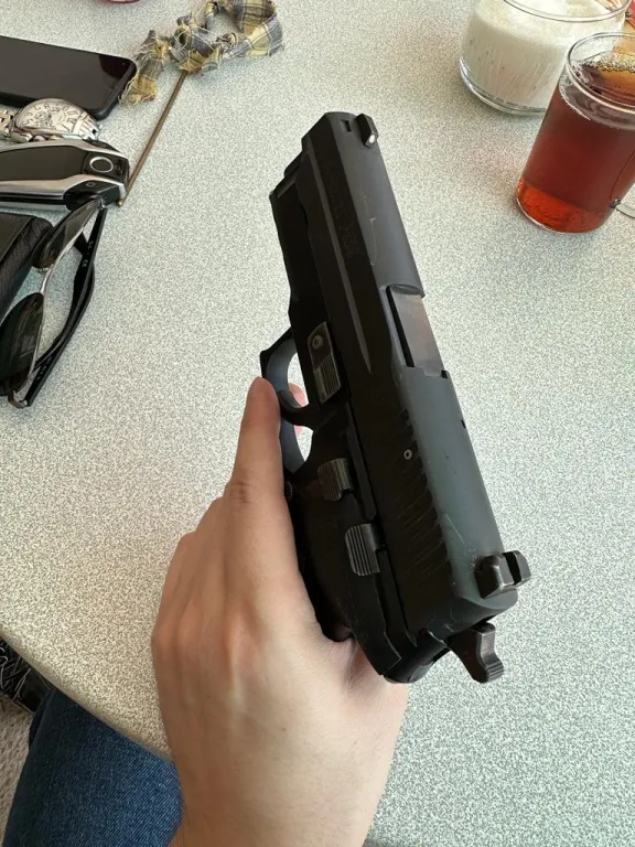 P229 - 4