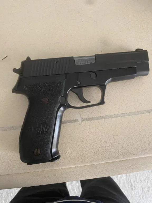 Sig Sauer P226 - 2