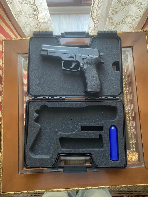 Sig Sauer P226 - 4