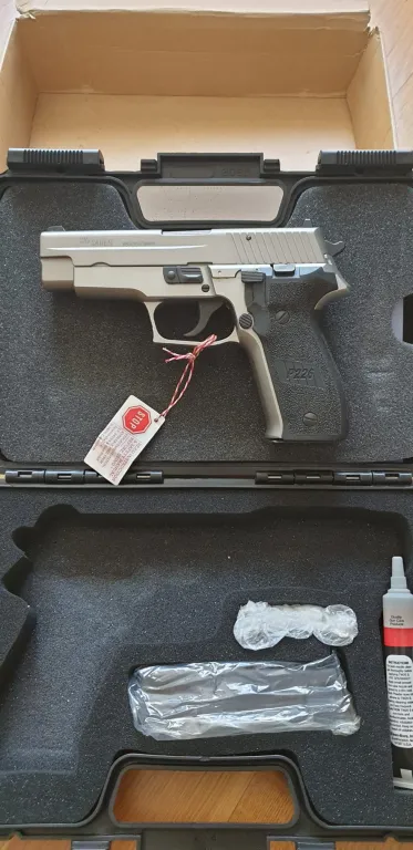 Sig Sauer P 226 Çelik - 1