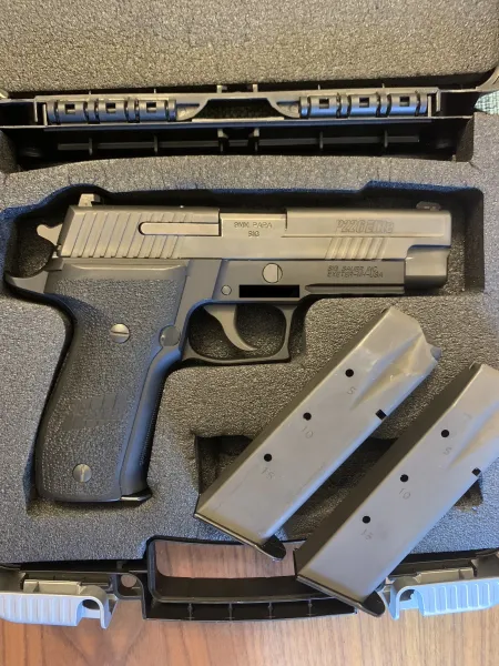 Sig Sauer P226 Dark Elite