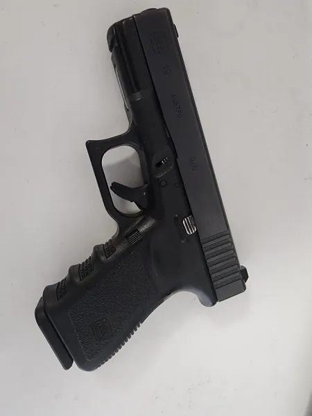 Glock 19 Austria
