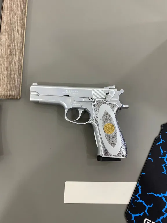 Emsalsi̇z Smith Wesson Silah