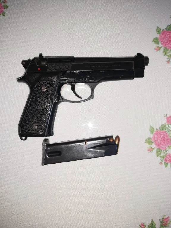 Tertemei̇z Beretta F92