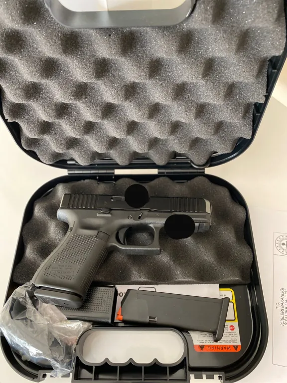 Sürgüsü Dahi Çekilmemiş 100 Yıl Türk Seri Numaralı Glock 19 - 1