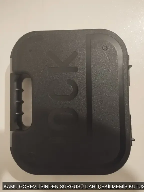 KAMU GÖREVLİSİNDEN SÜRGÜSÜ DAHİ ÇEKİLMEMİŞ KUTUSUNDA GLOCK 19 GEN 5 - 1
