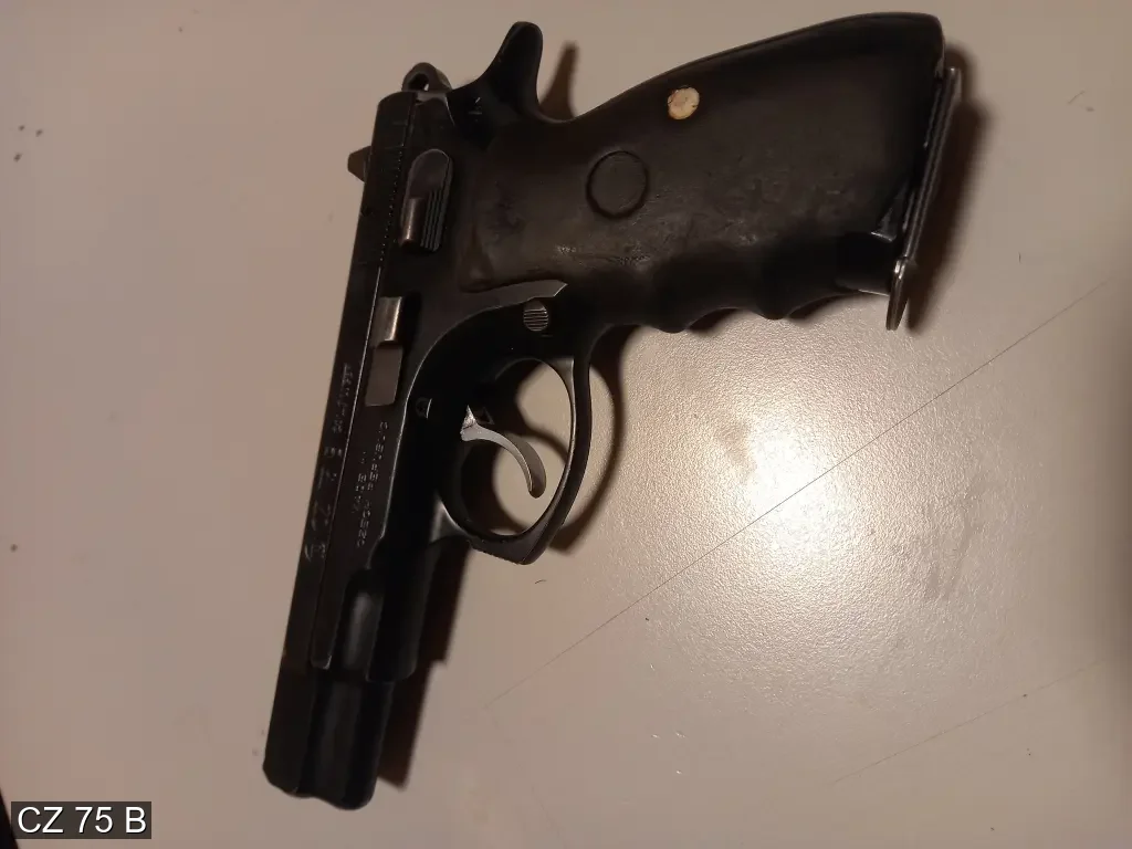 CZ 75 B - 3