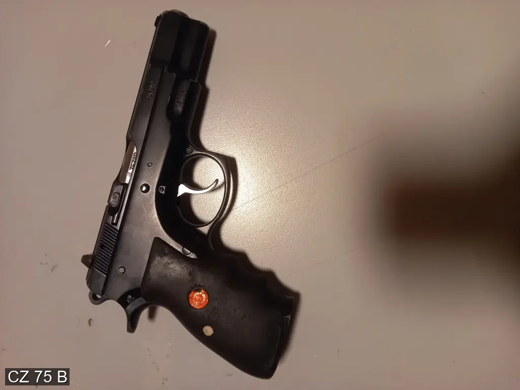 CZ 75 B - 10