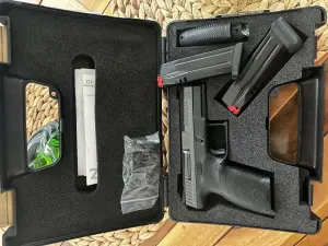 CZ P10 C