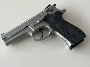 SMİTH WESSON 5906 ÇİZİK YOK