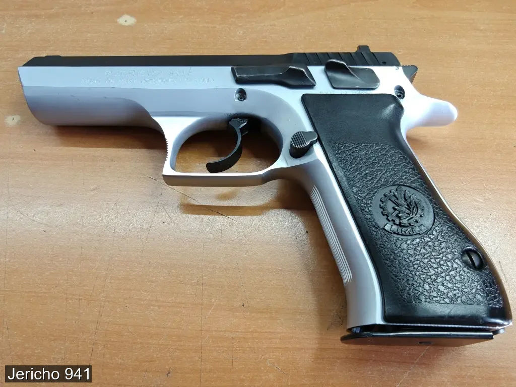 Jericho 941 - 4