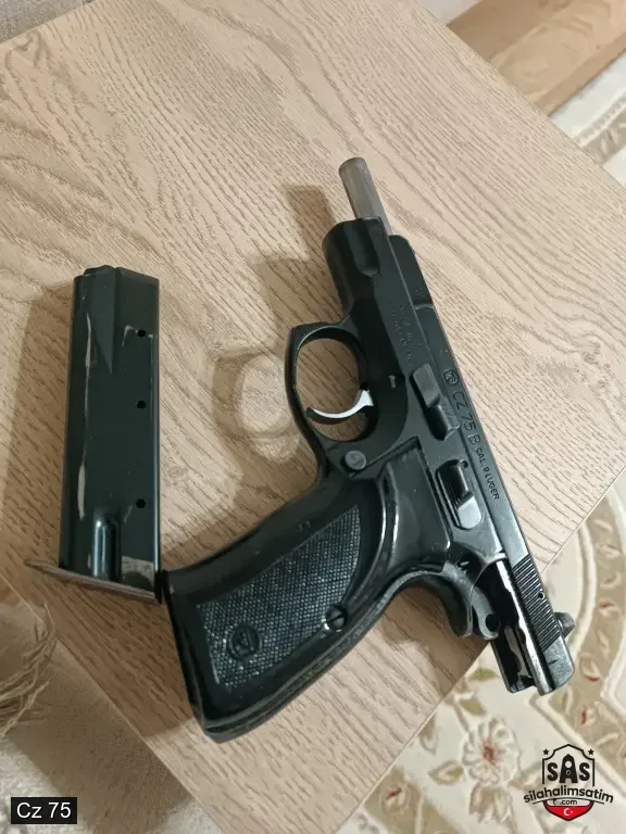 Cz 75 - 4