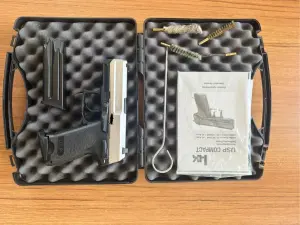HK USP COMPACT 9 MM