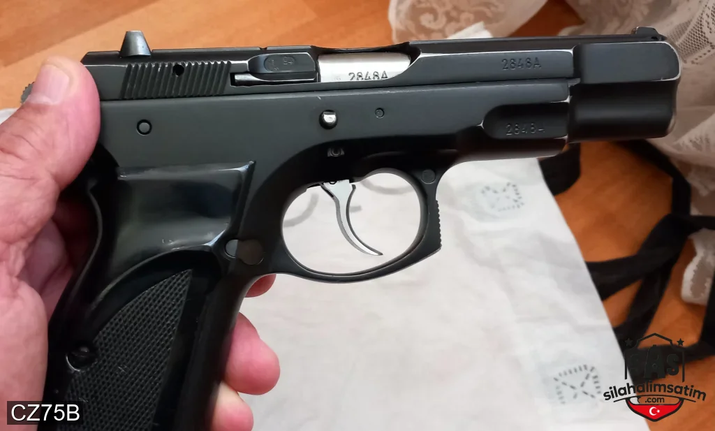 CZ75B - 1