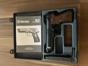 Sıfır kullanılmamış hiç mermi atılmamış beratta tam otomatik