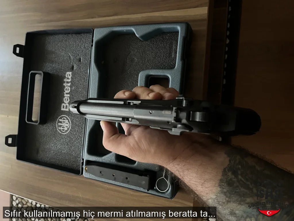 Sıfır kullanılmamış hiç mermi atılmamış beratta tam otomatik - 7