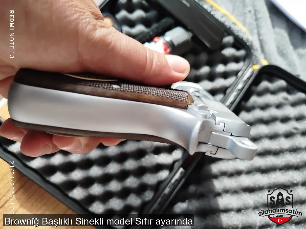 Browni̇ğ Başlıklı Sinekli model Sıfır ayarında - 3