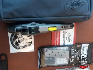 İthal Yeni Kimber, kamu görevlisinden