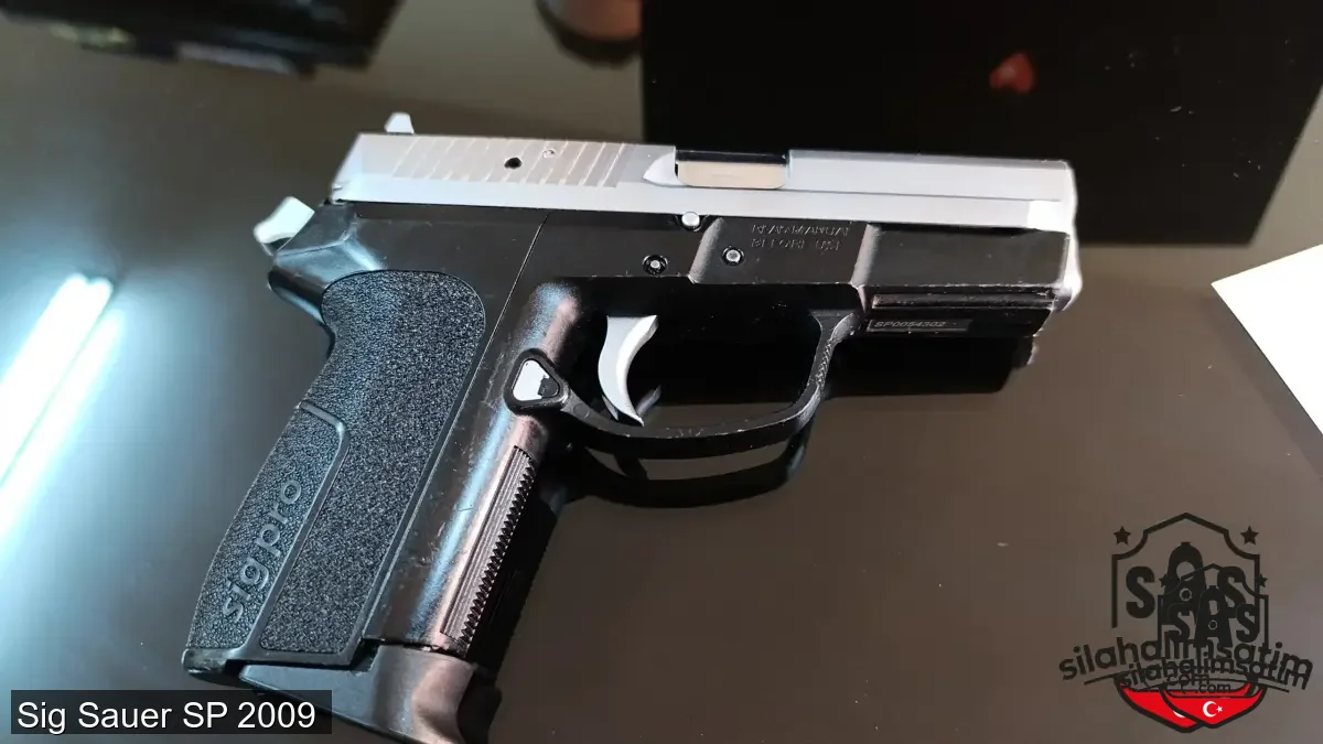 Sig Sauer SP 2009  - 9