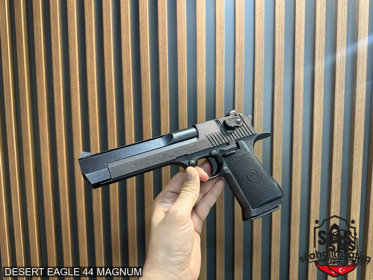 DESERT EAGLE 44 MAGNUM