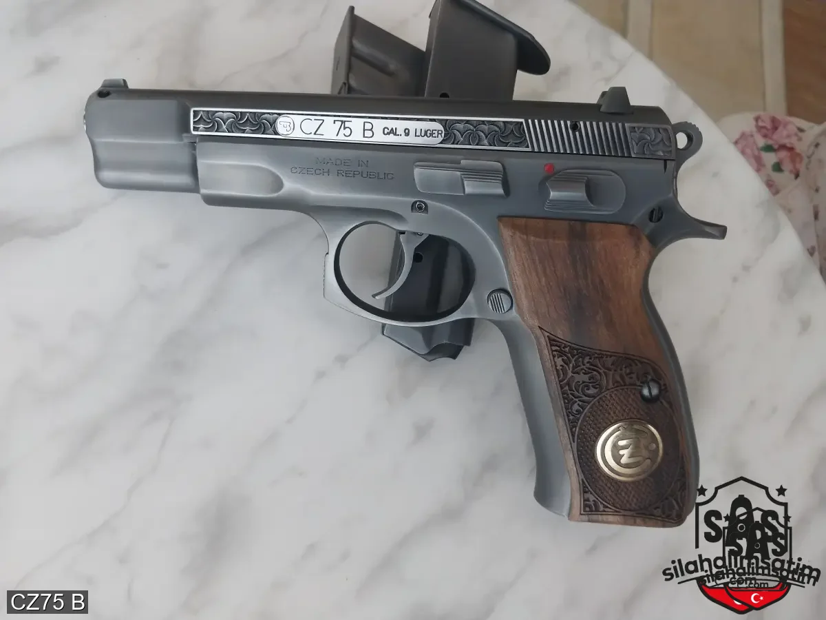 CZ75 B - 3