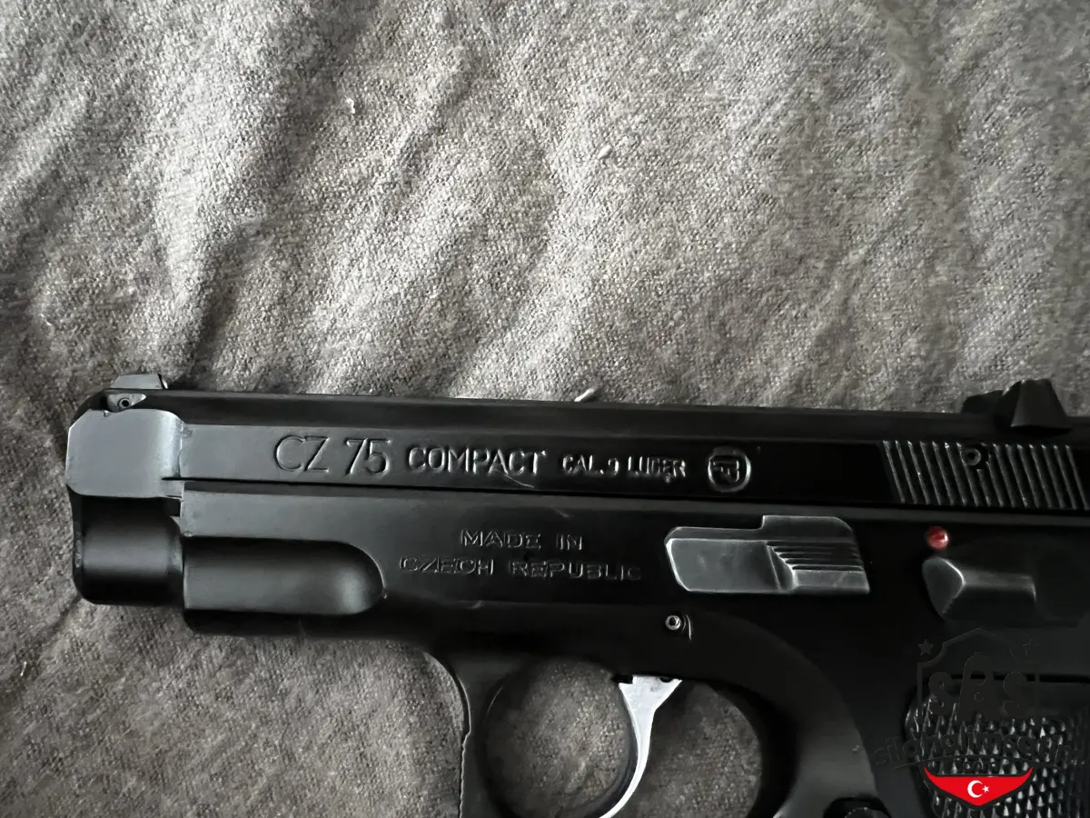 CZ 75 COMPACT LUGER Kamu Görevlisinden Temiz - 3