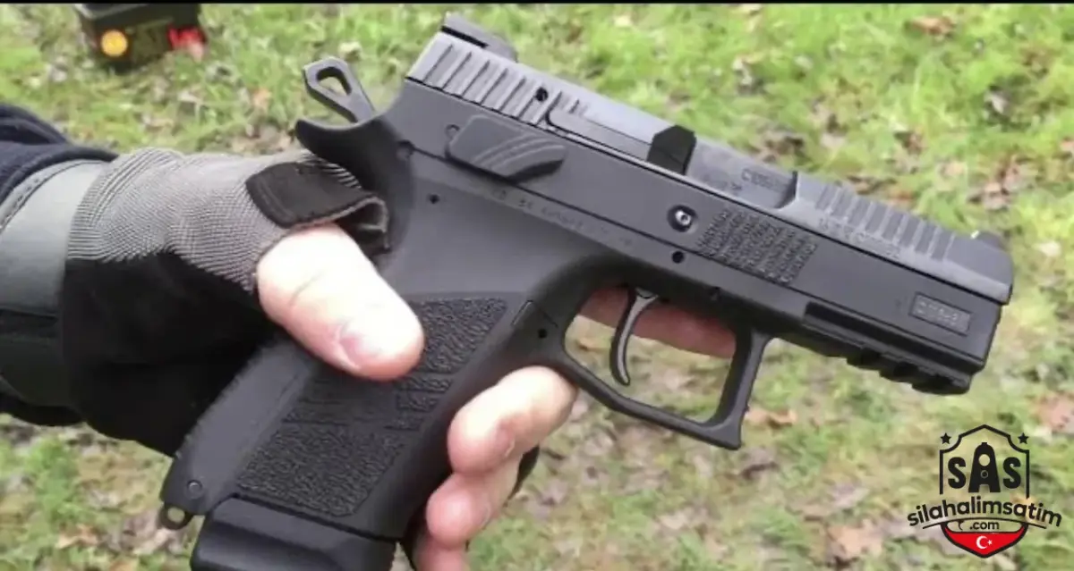 CZ P 07 - 1