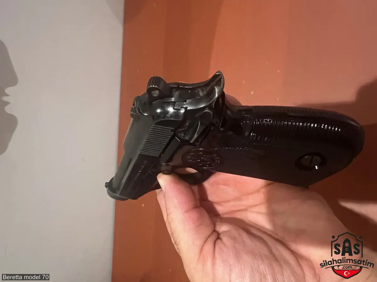 Beretta model 70 - 4