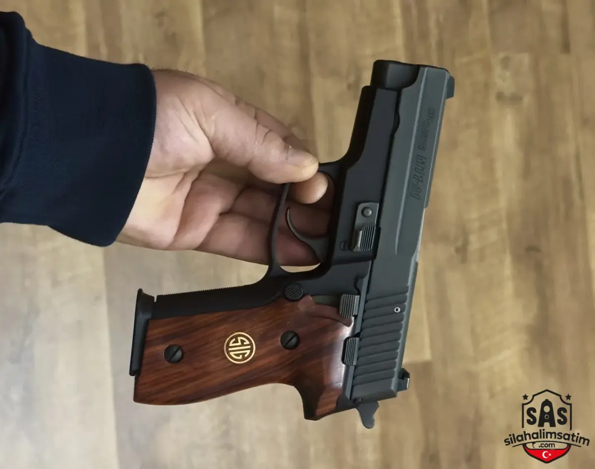 SIFIR SİG SAUER M11-A1 {TR’DE TEK} - 2