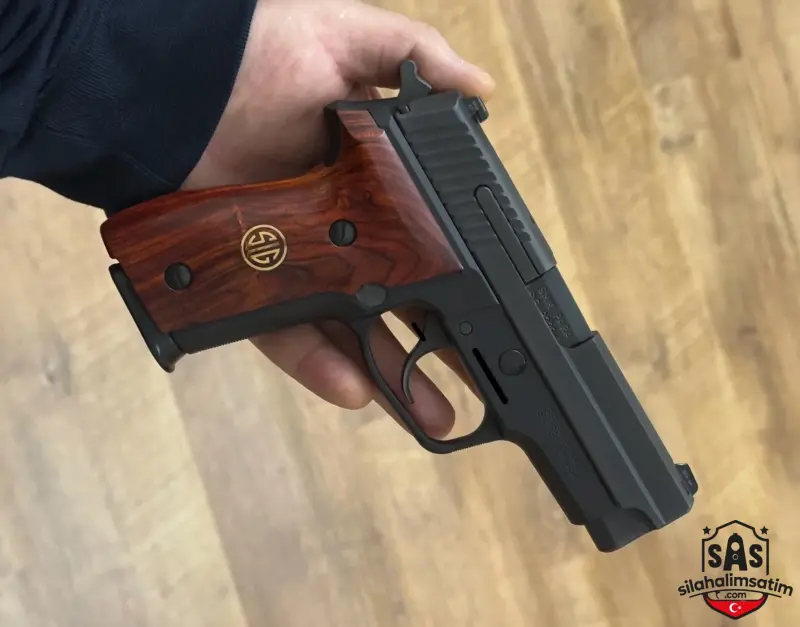 SIFIR SİG SAUER M11-A1 {TR’DE TEK}