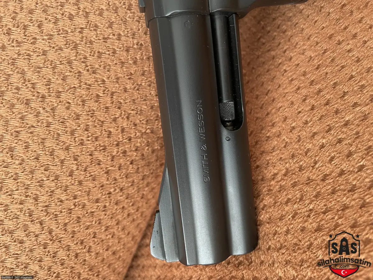 Sw586-1  357 magnum  - 2