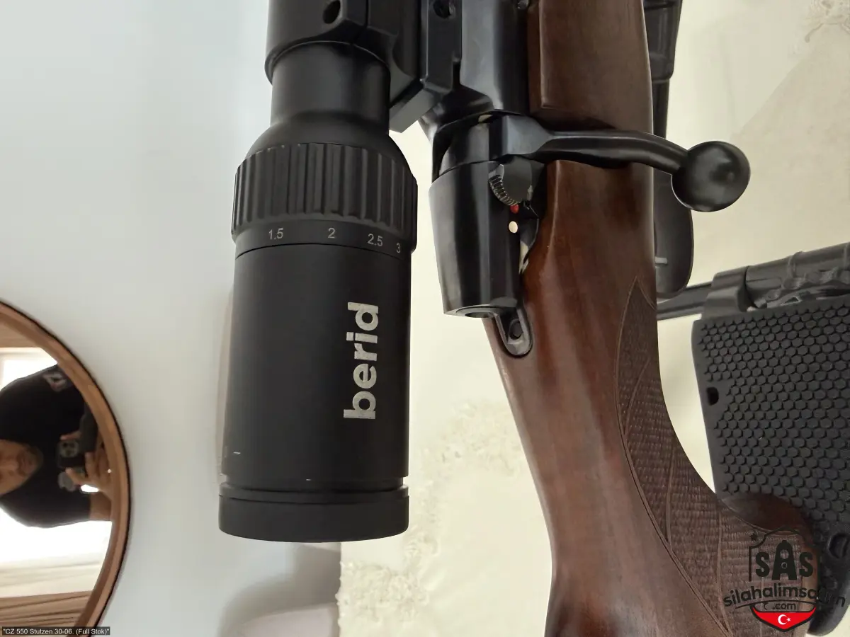 "CZ 550 Stutzen 30-06. (Full Stok)" - 2