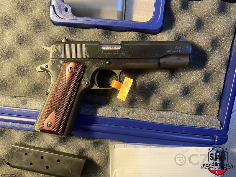 Colt 1911 Classic 