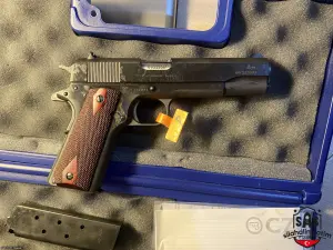Colt 1911 Classic 