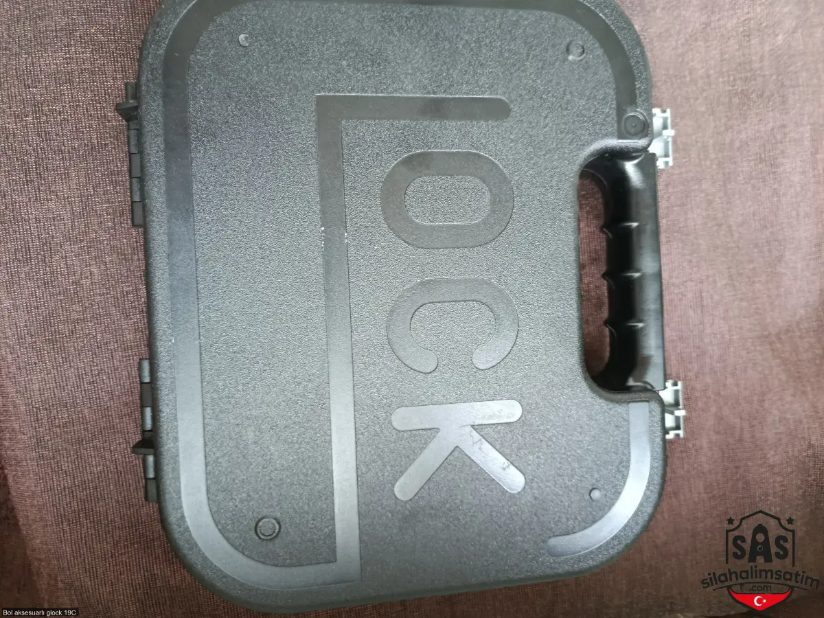 Bol aksesuarlı glock 19C  - 4