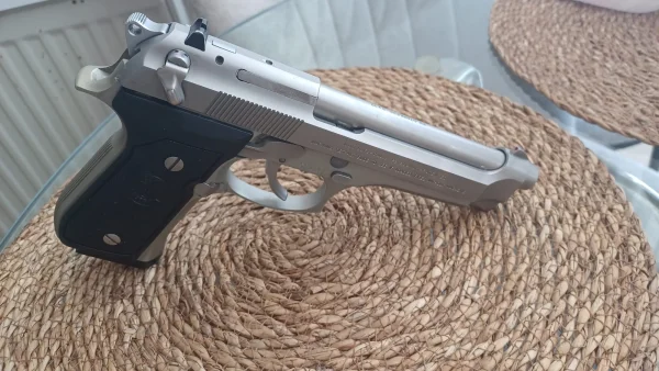 Baretta Tabanca 92FS-CAL.9